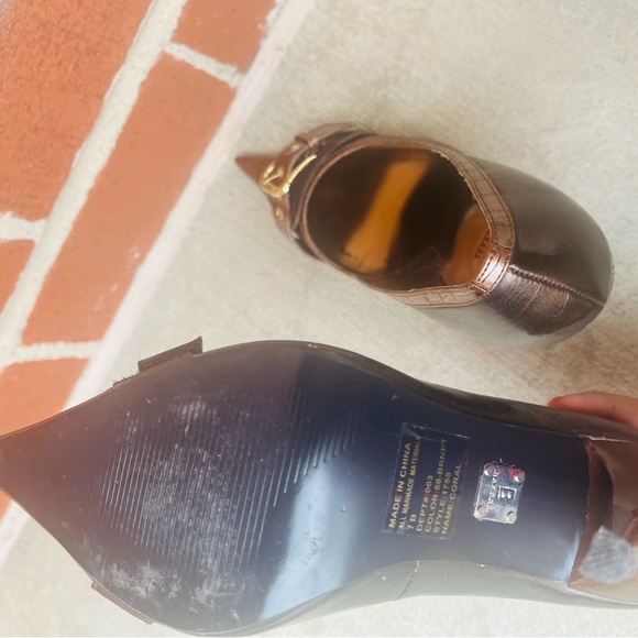 Bakers Coral Heels Golden Buckle Brown Show With Pointed Toe Embossed Crocodile - Picture 7 of 10